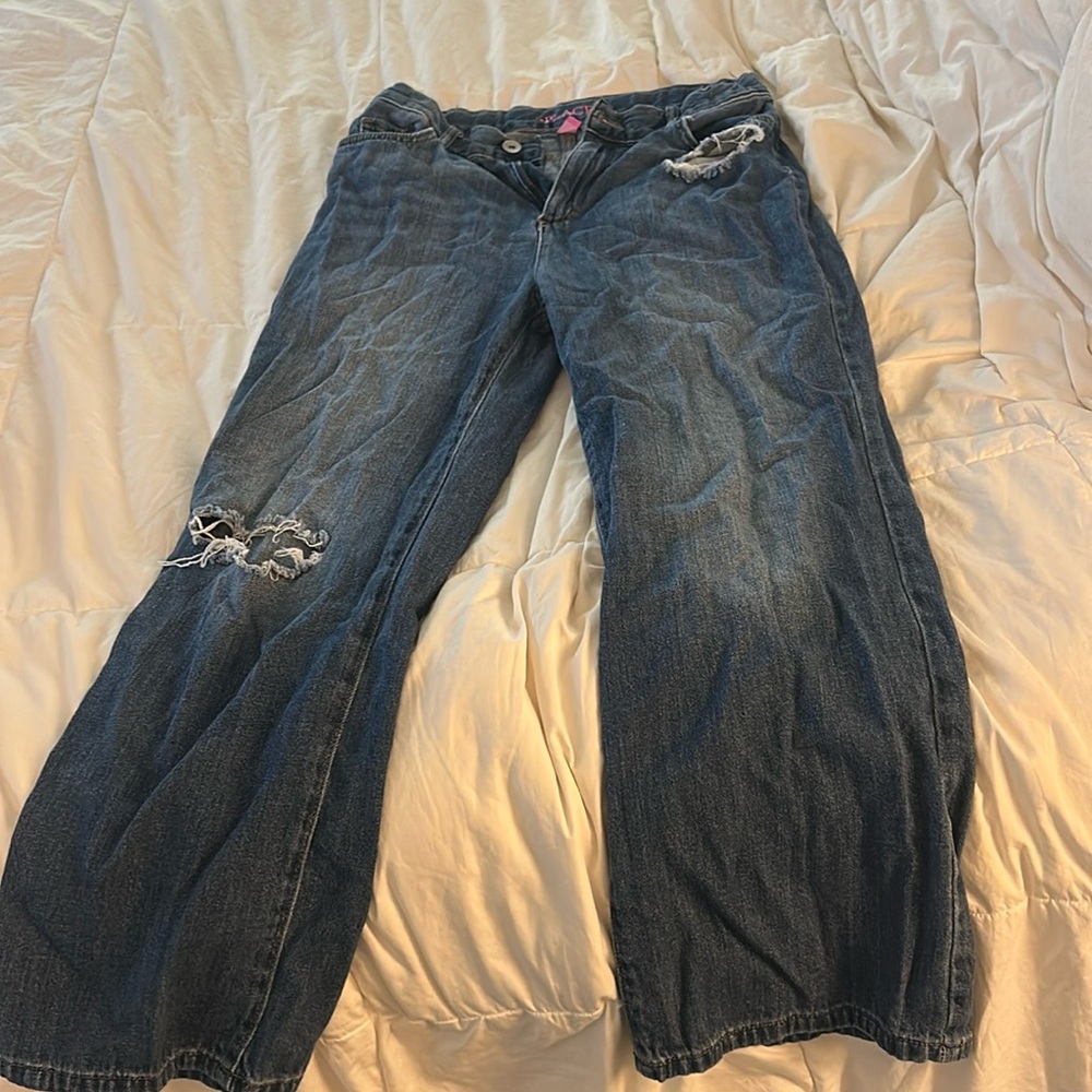 Children’s place size 16 distressed, baggy jeans